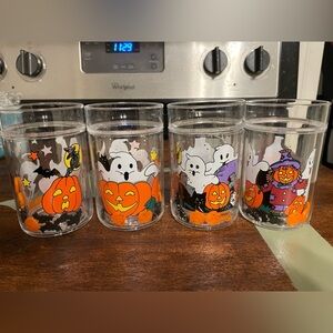 Vintage Halloween plastic glitter ghost cups set of four